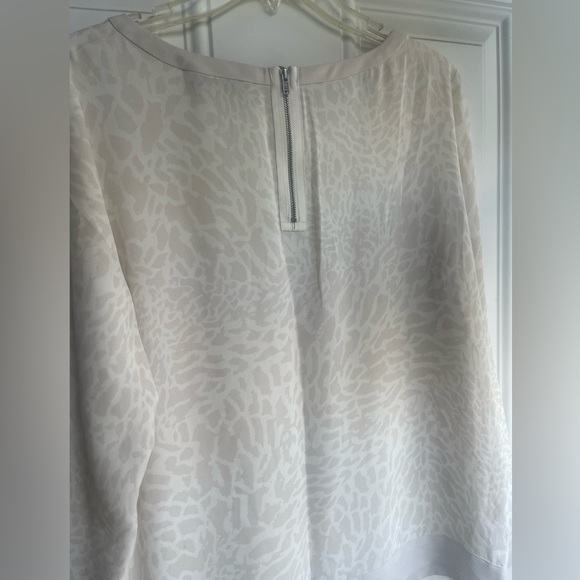 LOFT blouse - Picture 3 of 5
